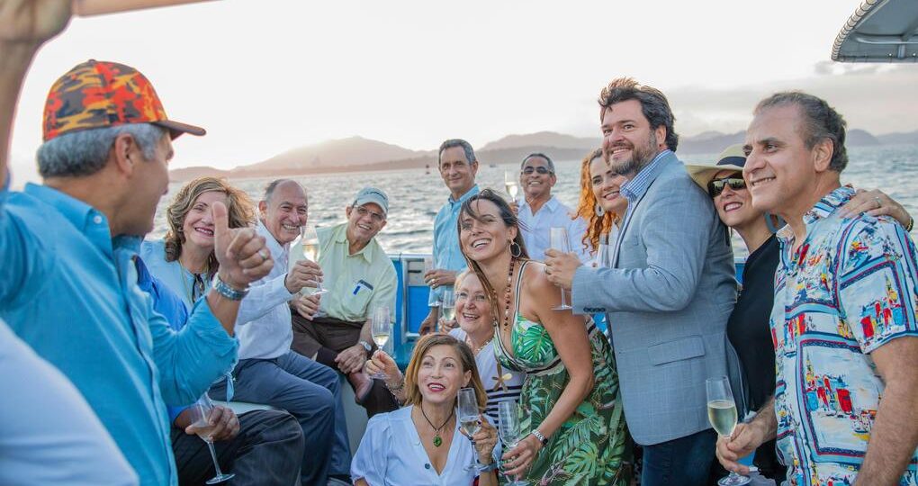 Why Canada citizens choose Panama for permanent residency